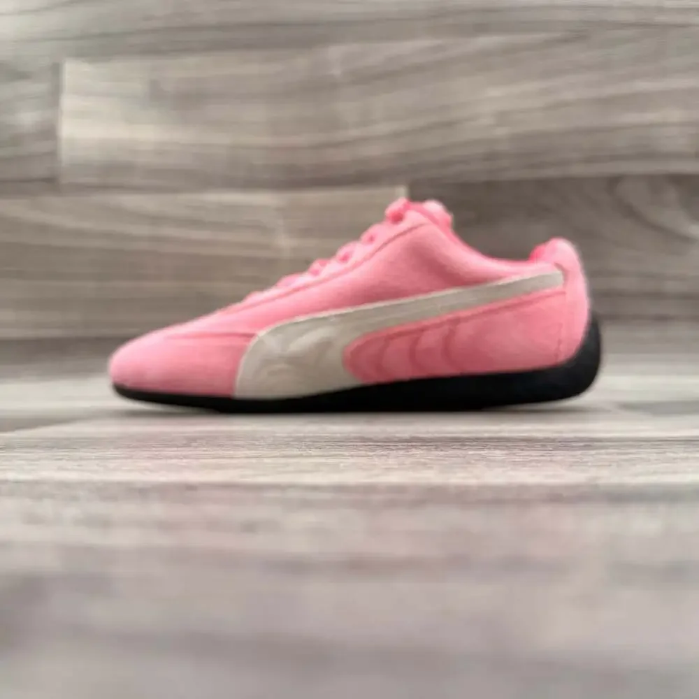 Puma NWOT Speedcat OG Big Kid 'Magic Rose' - Pink and White Suede Sneakers
